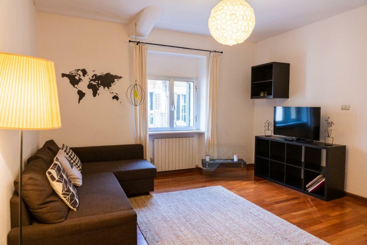 Apartment Domus - Accogliente Residenza Rocchetto A 25mt Da Piazza Erbe